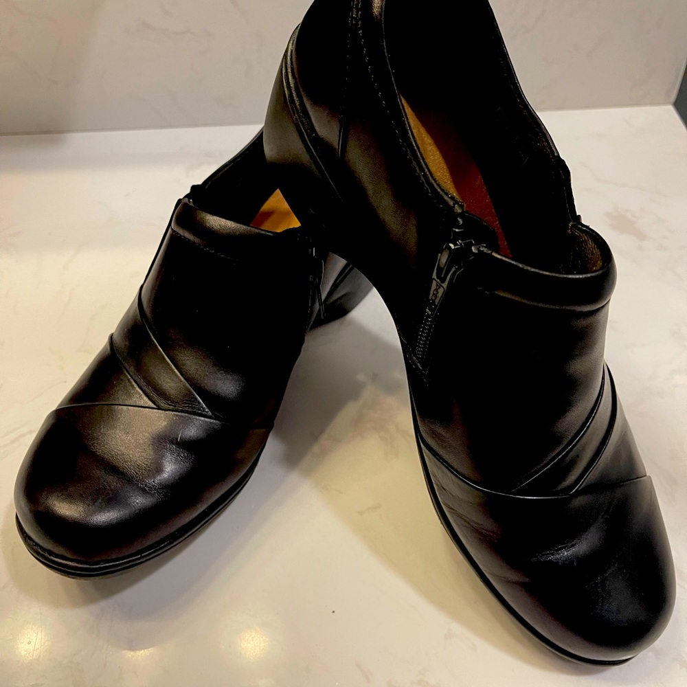 Clark’s Women’s Shoes, Sz 8.5
